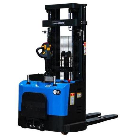 Фото штабелер электрический самоходный с платформой tor es15t4/5000 1,5 т 5,0 м на сайте www.kiit.ru в интернет-каталоге КИИТ ☎ +7(800) 707-07-45 Изображение №5