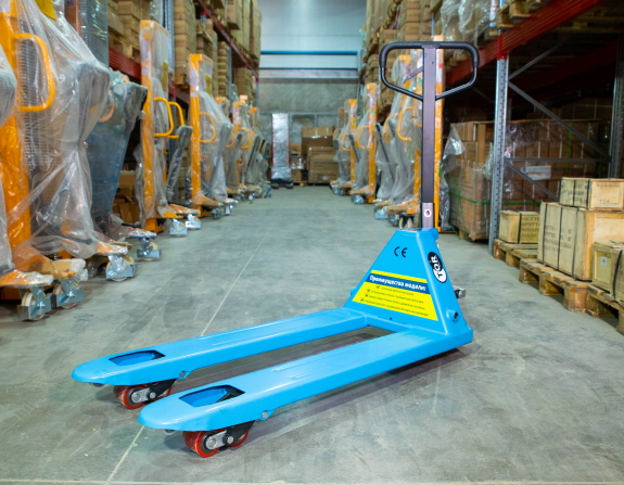 Фото гидравлическая тележка tor rhp (bf) 2500 кг 1150 мм полиуретановые колеса на сайте www.kiit.ru в интернет-каталоге КИИТ ☎ +7(800) 707-07-45 Изображение №4