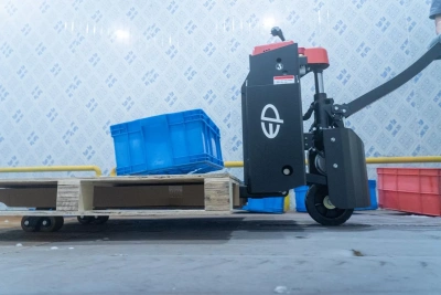 Транспортировщик паллет EP EPT20-15ET2H (1500 кг, Li-ion, 1150 мм). Изображение №8