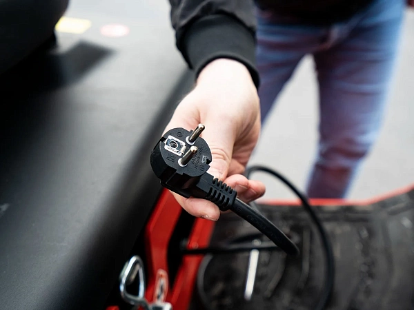 Фото электрический погрузчик ep cpd18f8 на сайте www.kiit.ru в интернет-каталоге КИИТ ☎ +7(800) 707-07-45 Изображение №3