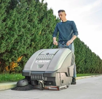 Фото ручная бензиновая подметальная машина lavor professional swl 900 st на сайте www.kiit.ru в интернет-каталоге КИИТ ☎ +7(800) 707-07-45 Изображение №4