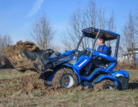 Минитрактор с шарнирно-сочлененной рамой MultiOne 7.2 K | Телескопическая стрела, 4WD, вес 1610 кг
