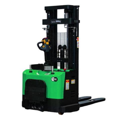 Штабелер самоходный 1,5 т 5,0 м TOR ES15T4 Li-ion 24/200 В/Ач ЭУР, Curtis, H-мачта (с платформой). Изображение №1