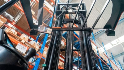 Ричтрак CQD16L3 (1600 кг, высота подъема 10000 мм, литий-ион 80/280, сидячее место). Изображение №12