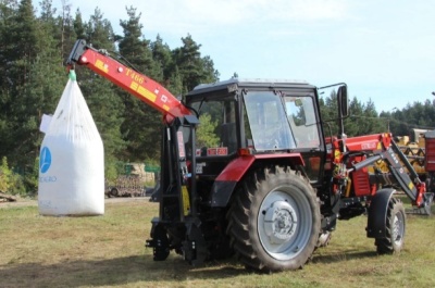 Погрузчик задний навесной Т-466. Изображение №1