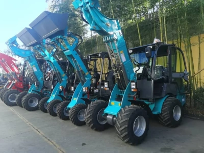 Мини погрузчик QUADTRAC WL40. Изображение №5