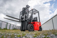 Фото электрический погрузчик ep cpd18f8 на сайте www.kiit.ru в интернет-каталоге КИИТ ☎ +7(800) 707-07-45 Изображение №26