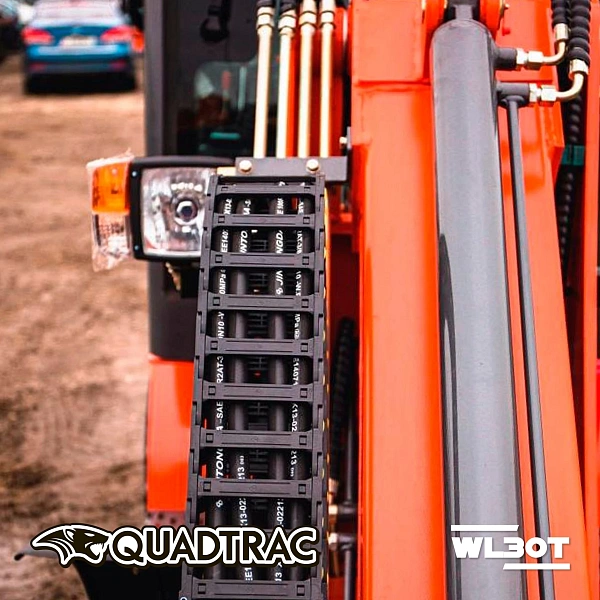 Фото  телескопический мини-погрузчик quadtrac wl30t (1000 кг, высота подъема 3260 мм, двигатель perkins) на сайте www.kiit.ru в интернет-каталоге КИИТ ☎ +7(800) 707-07-45 Изображение №10