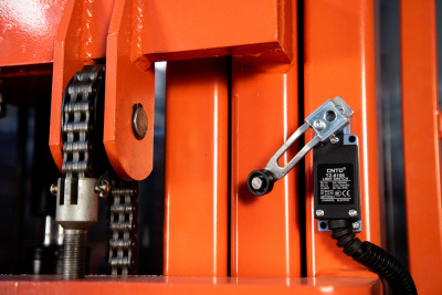 Сборщик заказов с электроподъемом 200 кг 4,0 м TOR GOPY4.403. Изображение №5