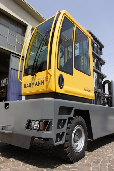 Фото боковой электропогрузчик baumann egx 50 на сайте www.kiit.ru в интернет-каталоге КИИТ ☎ +7(800) 707-07-45