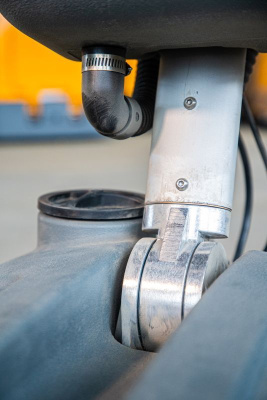 Ручная поломоечная машина TOR MINI 350 с АКБ. Изображение №7