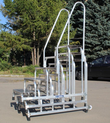 Монтажная подставка MEGAL (тип 1) 3 ступени с двумя поручнями 050403 (2,6 м, 3 ступени, 150 кг). Изображение №7