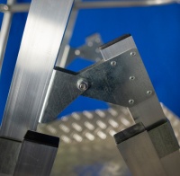 Фото телескопическая лестница-платформа megal тлп (1,3-1,9) на сайте www.kiit.ru в интернет-каталоге КИИТ ☎ +7(800) 707-07-45 Изображение №6