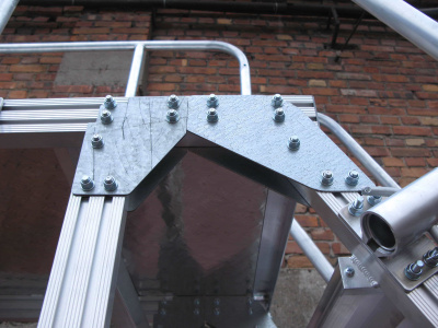 Рабочая алюминиевая площадка MEGAL ПААд-1,3х3,5хВО (высота 1,3 м, длина 3,5 м, грузоподъемность 300 кг). Изображение №12