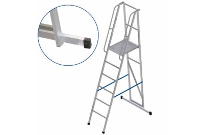 Лестница MEGAL ЛПФВА-4 с траверсой. Изображение №1