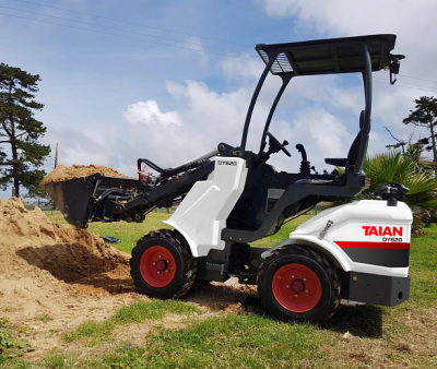 Мини-погрузчик шарнирно-сочлененный TAIAN DY620. Изображение №13