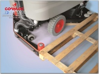 Фото поломоечная машина comac flexy 75b на сайте www.kiit.ru в интернет-каталоге КИИТ ☎ +7(800) 707-07-45 Изображение №16