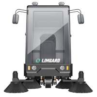 Модель обеспечивает производительность до 18000 м²/ч и оснащена системой подметания промышленного уровня с шириной очистки 1900–2000 мм