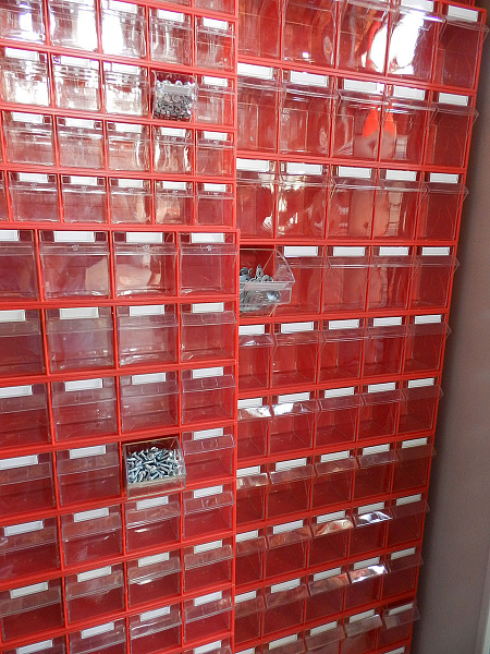 Фото шкаф-купе с откидными лотками 327 шт стелла-техник v-450-09-19-12-18 на сайте www.kiit.ru в интернет-каталоге КИИТ ☎ +7(800) 707-07-45 Изображение №5