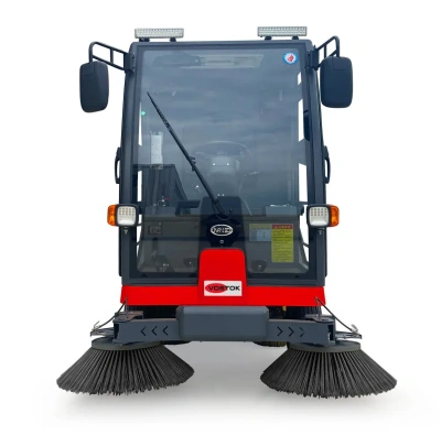 Подметально-уборочная машина VOSTOK С210. Изображение №4