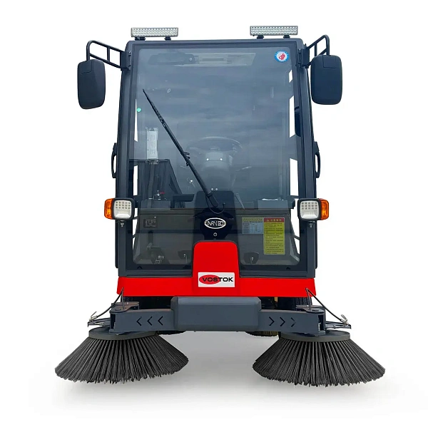 Применение VOSTOK C210: уборка городских дорог, территорий предприятий, ТЦ, парков, коттеджных посёлков. Эффективно собирает песок, листву, камни, бумагу и другой мусор