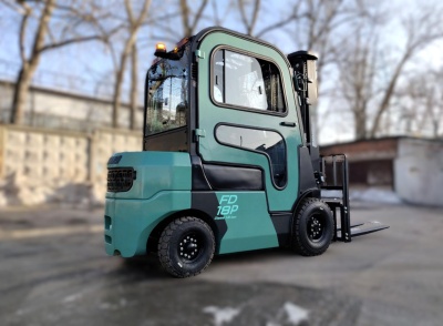 Автопогрузчик с кабиной LIMGARD FD18P. Изображение №2