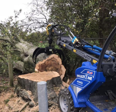  Мини-погрузчик MULTIONE 5.3K iD (Premium) (1030 кг, высота подъема 2,75 м, двигатель Kubota D1305, гидропоток 60 л/мин). Изображение №12