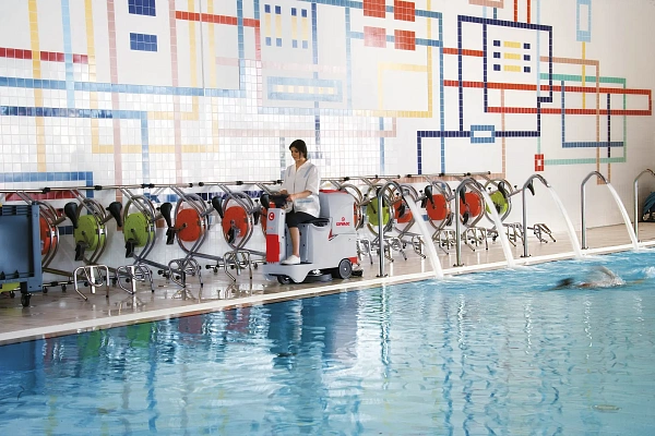 Фото поломоечная машина comac innova 55b на сайте www.kiit.ru в интернет-каталоге КИИТ ☎ +7(800) 707-07-45 Изображение №5