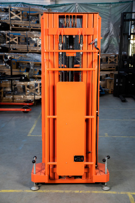 Сборщик заказов с электроподъемом 200 кг 4,0 м TOR GOPY4.403. Изображение №4