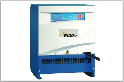 Зарядное устройство для погрузчика 2100 HP универсальное. Изображение №1