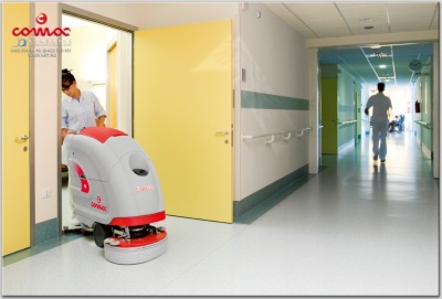 Поломоечная машина COMAC SIMPLA 55BT. Изображение №2