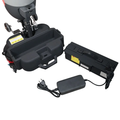 Ручная аккумуляторная поломоечная машина EVOline SDB 430 (430 мм, 1200 м²/ч, Li-ion 36 В). Изображение №8