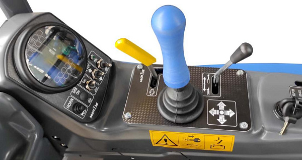 Фото мини-погрузчик multione 5.2k id (premium) (820 кг, высота подъема 2,75 м, двигатель kubota d902, гидропоток 42 л/мин) на сайте www.kiit.ru в интернет-каталоге КИИТ ☎ +7(800) 707-07-45 Изображение №9