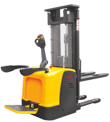 Электроштабелер с платформой XILIN 1.5 т 3.3 м CDDK15-III 24/200 В/Ач. Изображение №1