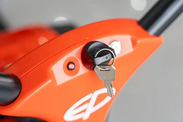 Фото самоходная тележка с электроподъемом ep f4 на сайте www.kiit.ru в интернет-каталоге КИИТ ☎ +7(800) 707-07-45 Изображение №6