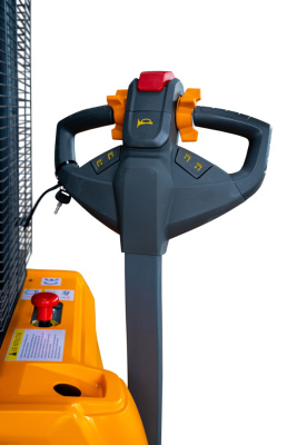 Штабелер самоходный 1,2 т 3,0 м XILIN CDD12R-EN 24/105 В/Ач с раздвижными вилами. Изображение №6