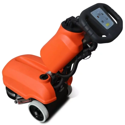 Ручная аккумуляторная поломоечная машина Noblelift NB380 (380 мм, 1140 м²/ч, баки 10/10 л, 24/32 Ач). Изображение №2