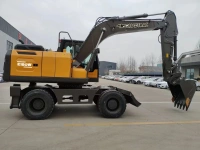 Фото колёсный экскаватор quadtrac e180w (16,5 т, двигатель cummins 6btaa5.9-c178, 170 л.с., 0,8 м³) на сайте www.kiit.ru в интернет-каталоге КИИТ ☎ +7(800) 707-07-45 Изображение №5