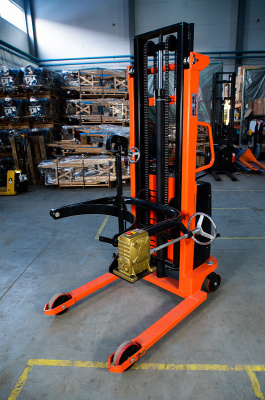 Штабелер-бочкокантователь TOR CDT 0,35 т 1,6 м с электроподъемом. Изображение №2