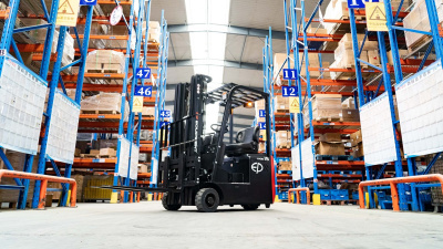 Электрический погрузчик EP EFS151. Изображение №5