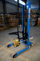 Фото штабелер-бочкокантователь tor cot 0,35 т 1,4 м на сайте www.kiit.ru в интернет-каталоге КИИТ ☎ +7(800) 707-07-45 Изображение №3