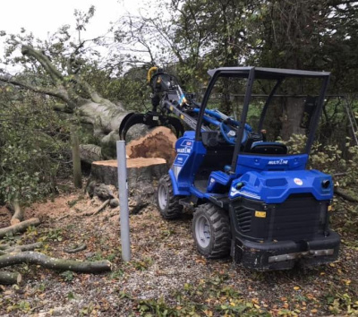  Мини-погрузчик MULTIONE 5.3K iD (Premium) (1030 кг, высота подъема 2,75 м, двигатель Kubota D1305, гидропоток 60 л/мин). Изображение №11