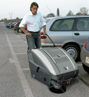 Фото подметальная машина lavor professional swl 900 et на сайте www.kiit.ru в интернет-каталоге КИИТ ☎ +7(800) 707-07-45 Изображение №14