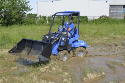 Мини погрузчик MULTIONE 2.3. Изображение №9