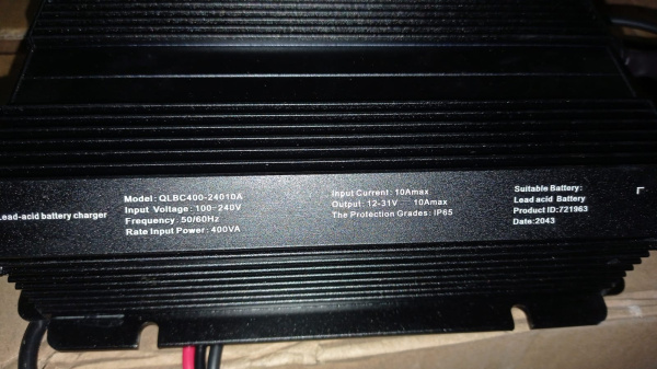 Фото зарядное устройство для штабелёров cdd10r-e/cdd12r-e 24v/10a (charger) на сайте www.kiit.ru в интернет-каталоге КИИТ ☎ +7(800) 707-07-45