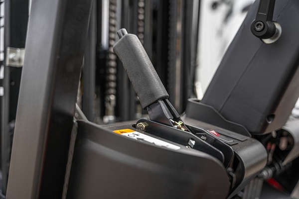 Фото электрический погрузчик ep cpd18f8 на сайте www.kiit.ru в интернет-каталоге КИИТ ☎ +7(800) 707-07-45 Изображение №21