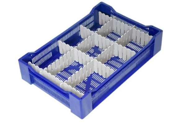 Фото ящик п/э ягодный 600х400х135 синий на сайте www.kiit.ru в интернет-каталоге КИИТ ☎ +7(800) 707-07-45