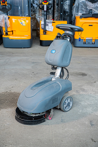 Фото ручная поломоечная машина tor mini 350 с акб gel 24/35 в/ач на сайте www.kiit.ru в интернет-каталоге КИИТ ☎ +7(800) 707-07-45 Изображение №12