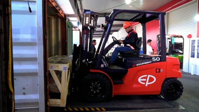 Электропогрузчик EP CPD50L1 2W330. Изображение №4