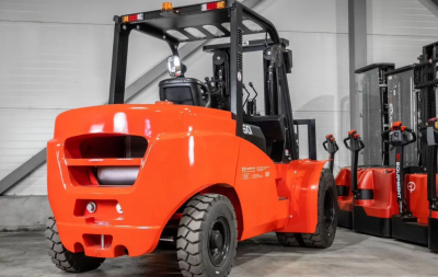 Автопогрузчик EP CPCD50T8-X 5 тонн 3300 мм. Изображение №2